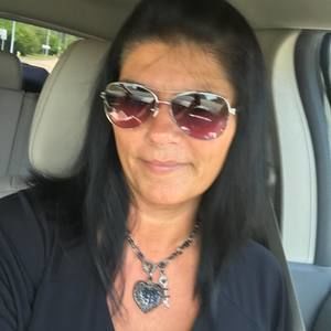 Meet your Posher, Kelley